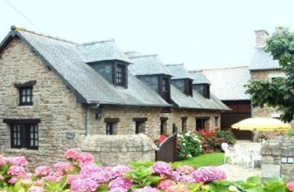 Gite de Kerberso Pléhédel